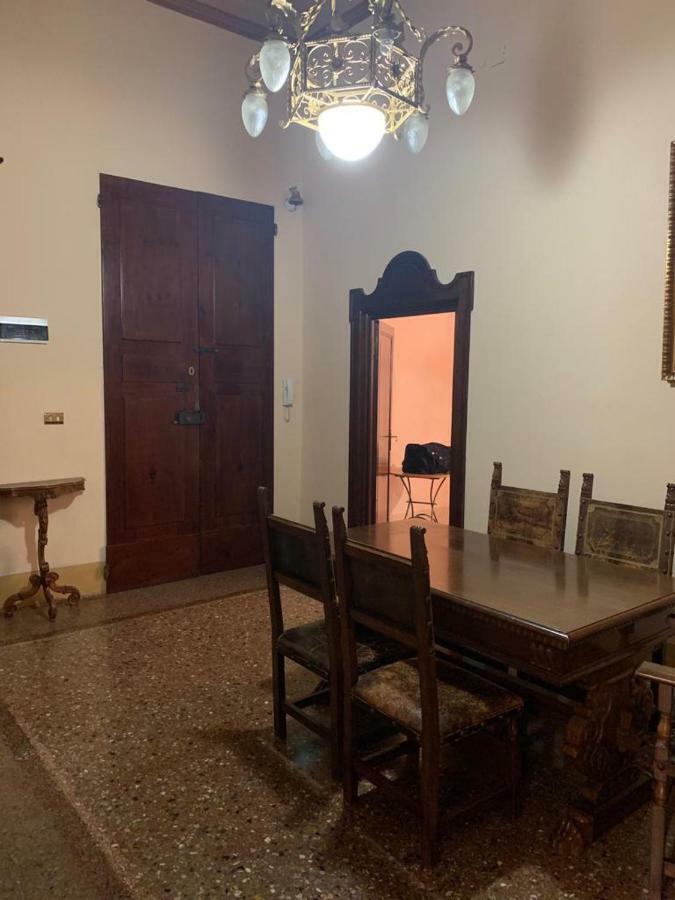 Palazzo Bargellini Panzacchi Apartments Bolonha Exterior foto